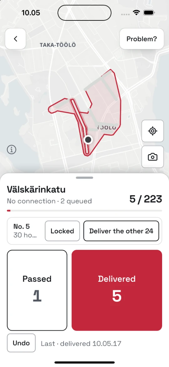 The route screen with no signal: the taps wait on the phone.
